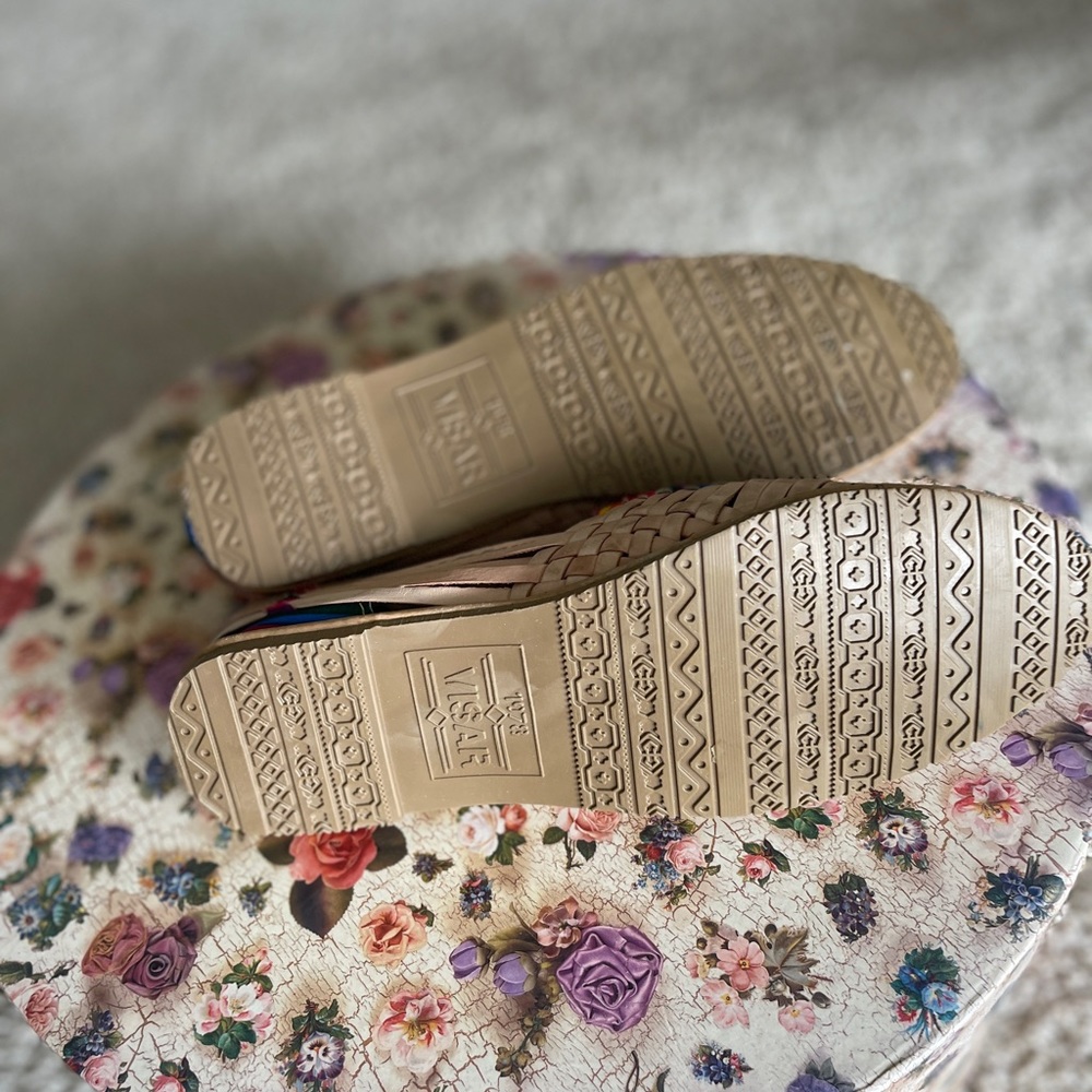 NWOT Leather Loafers 8 - Picture 4 of 4